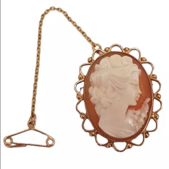 Vintage 9 Ct Gold 375 Cameo Brooch With Safety Clasp